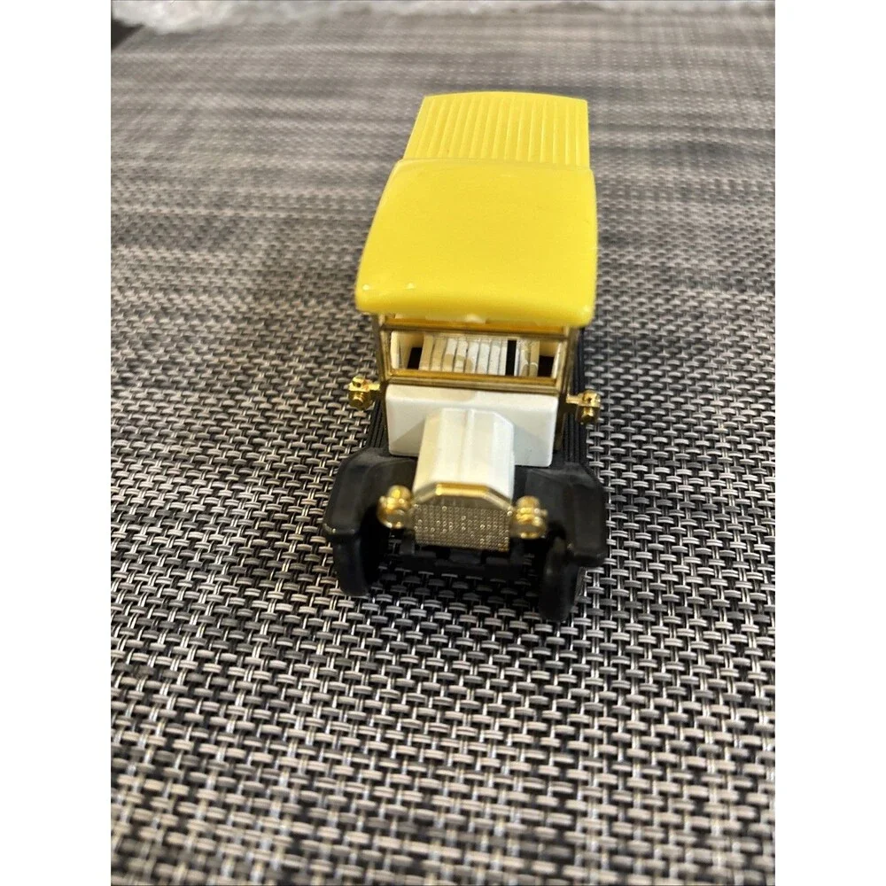Vintage Readers Digest #304 Ford Model T Die-Cast Car 1:64 Scale No Box